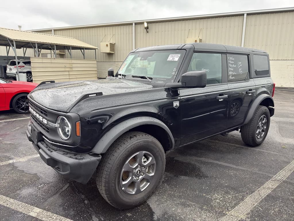 2025 Ford Bronco - Photo 1
